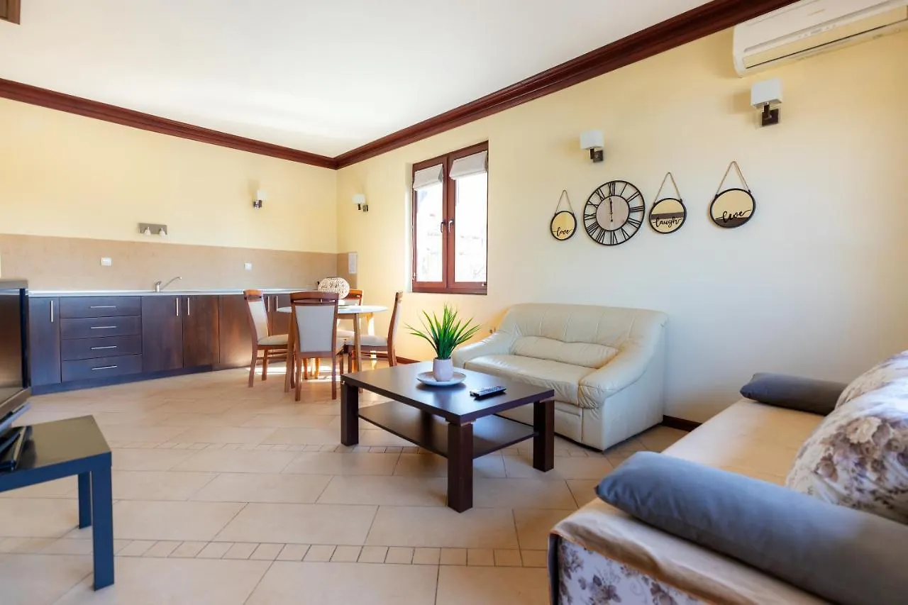 סוזופול Guest House Slavyanka